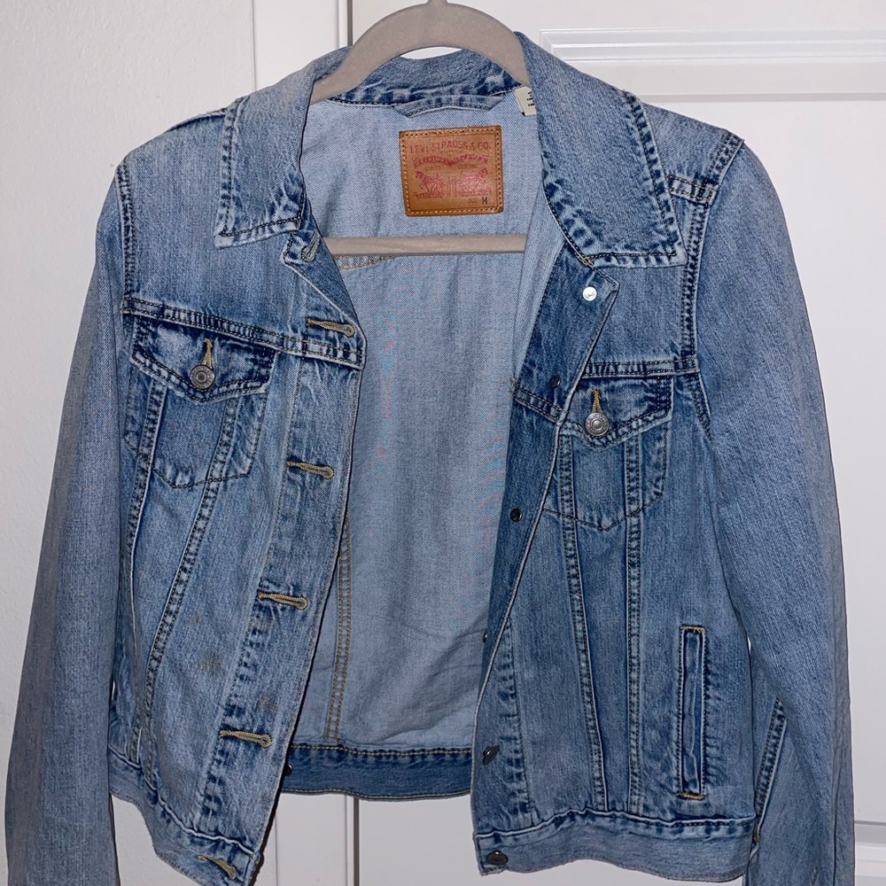 M Size Levis Jean Jacket